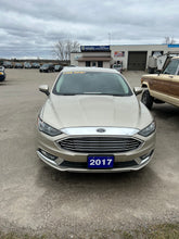 Load image into Gallery viewer, 2017 Ford Fusion SE
