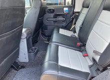 Load image into Gallery viewer, 2010 Black Mountain Edition Jeep Wrangler JKU