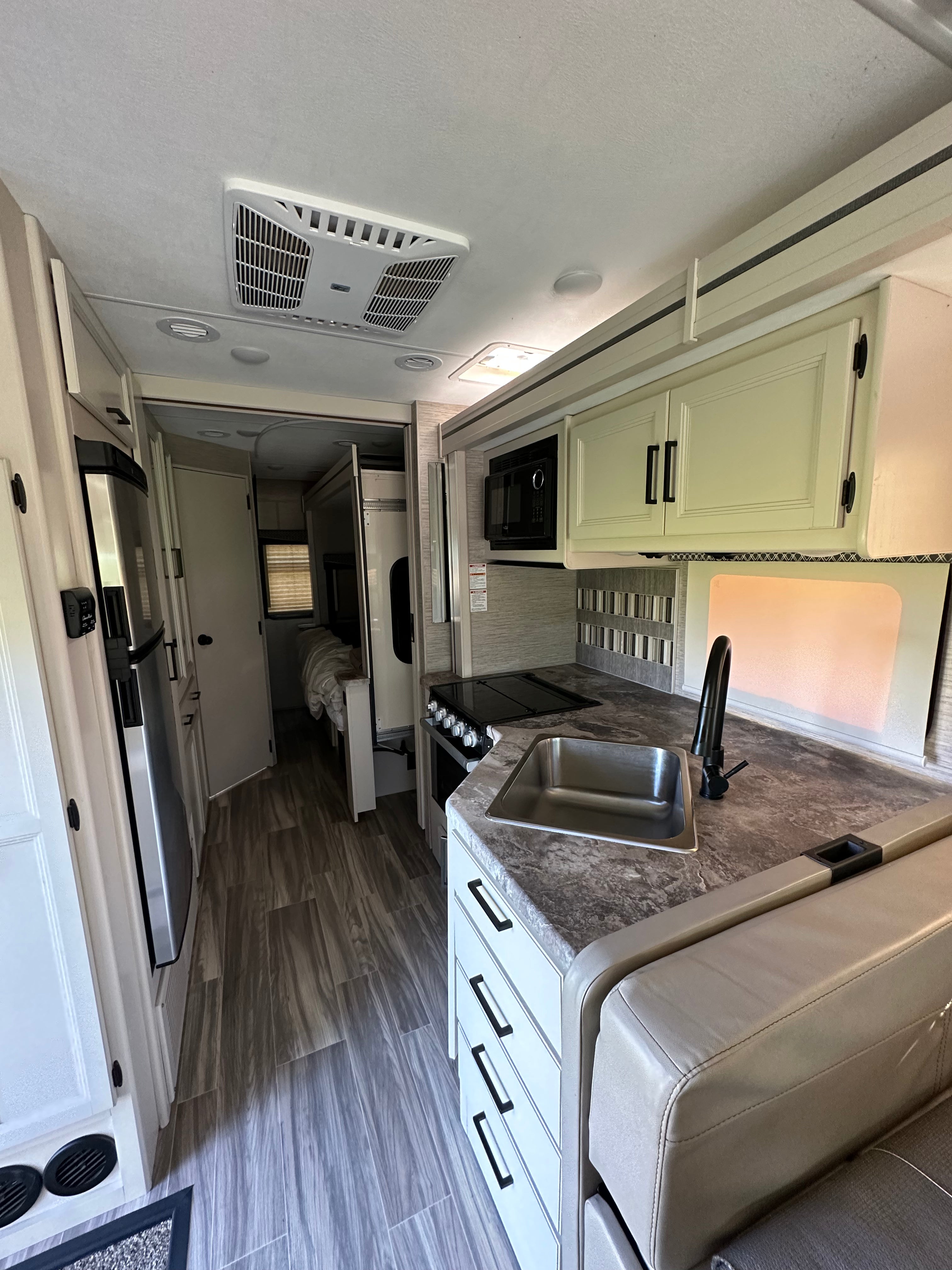 2021 Ford F53 Ace Motorhome